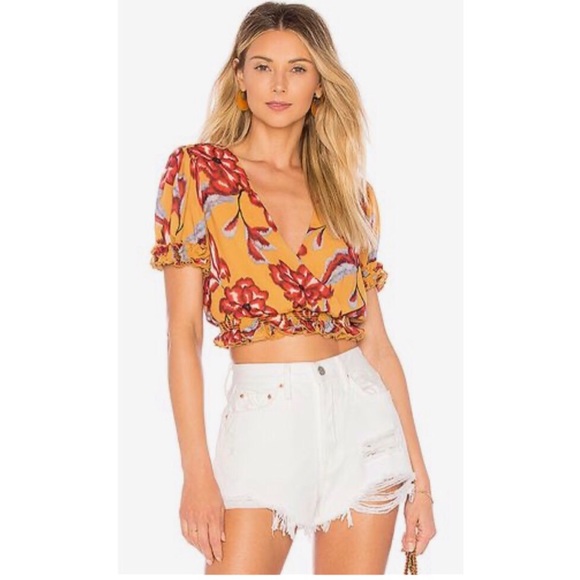 House of Harlow 1960 Tops - NWT House of Harlow X Revolve Floral Cropped Top